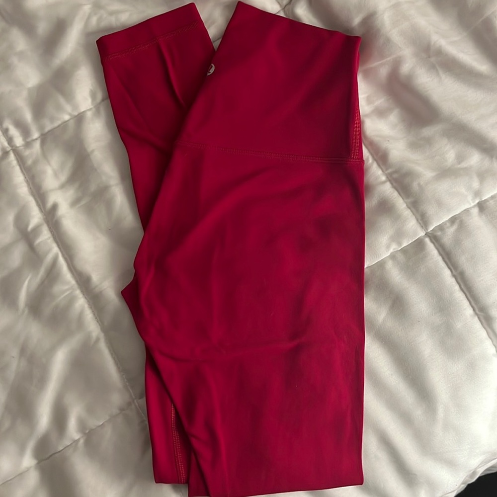 Hot pink Lululemon align leggings 25”